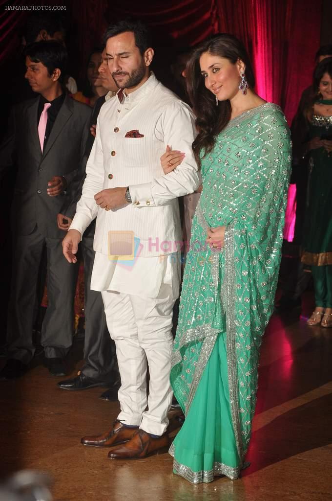 Kareena Kapoor, Saif Ali Khan at Genelia D'souza and Ritesh Deshmukh wedding reception in Hotel Grand Hyatt, Mumbai on 4th Feb 2012