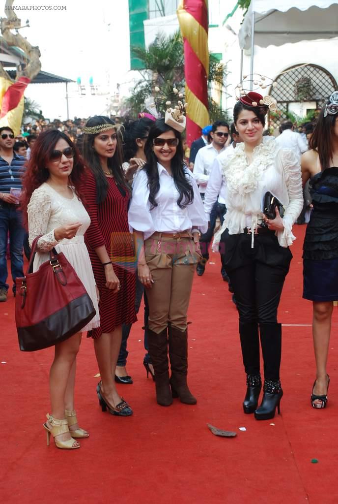 Nandini Singh, Amy Billimoria at Mcdowell Signature Derby day 1 in RWITC on 5th Feb 2012