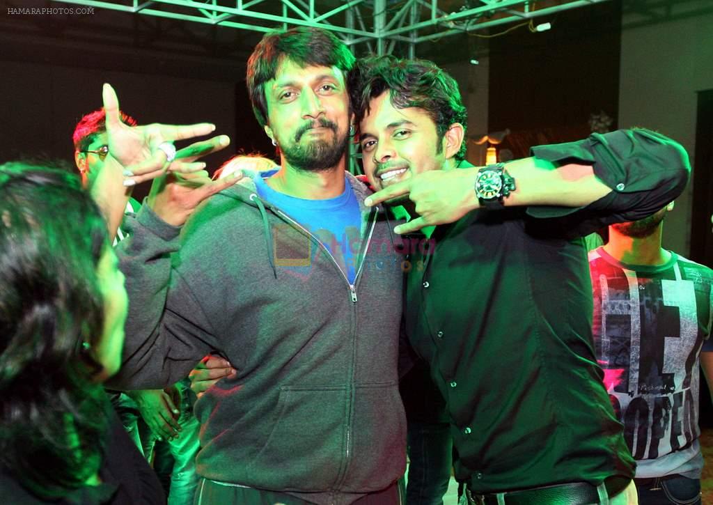 Sreesanth, Sudeep at CCL post party in Vizag on 6th Feb 2012