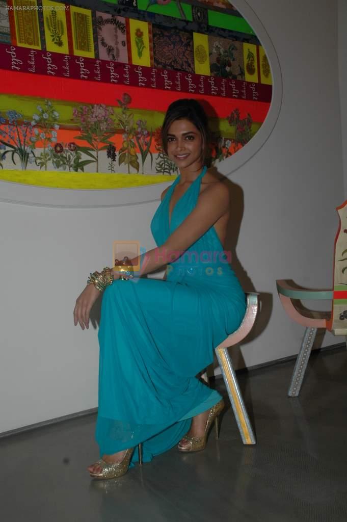 Deepika Padukone at Trishla Jain's art event in Mumbai on 10th Feb 2012