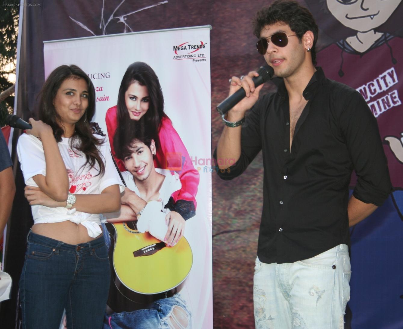 Nazia Hussain and Assad Mirza at the Promotion of the Film Say Yes to Love at Dr.D.Y.Patil College's Velawcity Fest 2012