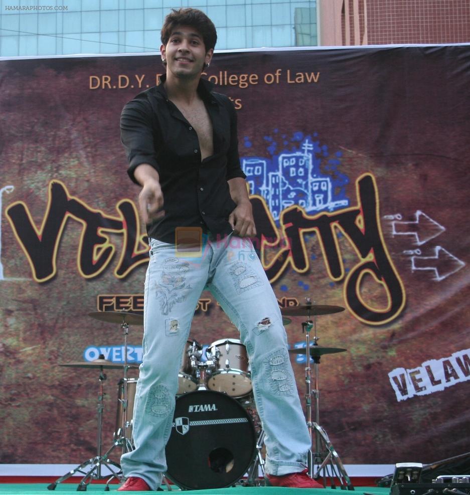 Assad Mirza at the Promotion of the Film Say Yes to Love at Dr.D.Y.Patil College's Velawcity Fest 2012