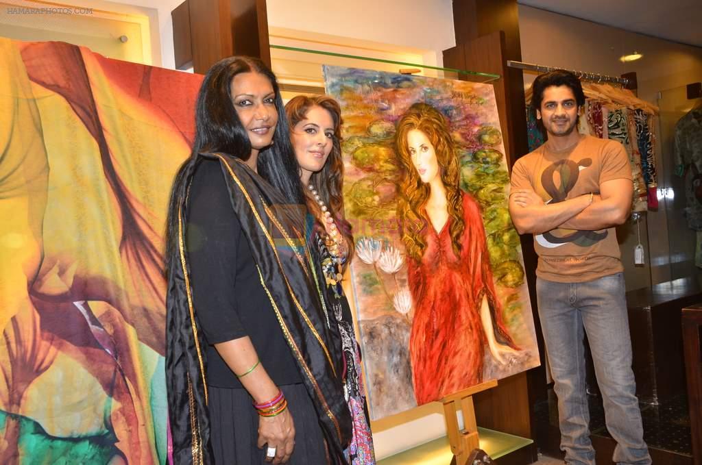 Arjan Bajwa at Anjana Khutalia paints designer Pria Kataria Puri in Satya Paul Store on 16th Feb 2012