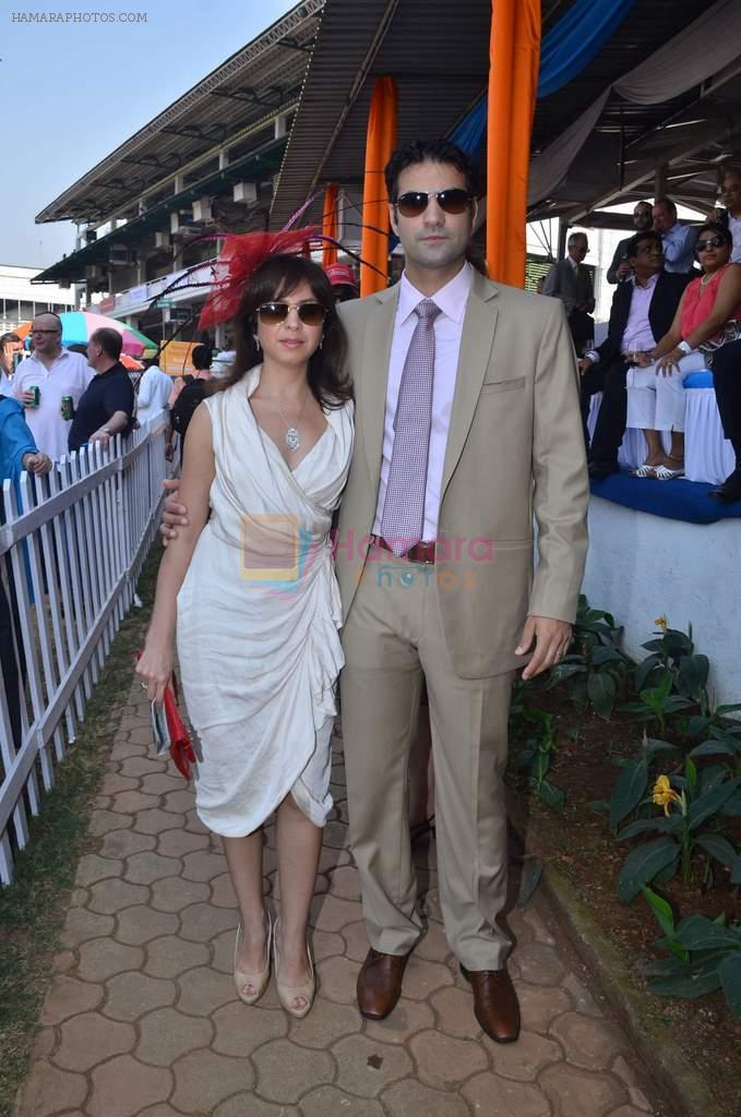 simone poonawala with fiance at Poonawala breeders Multi Million race in Mumbai on 26th Feb 2012