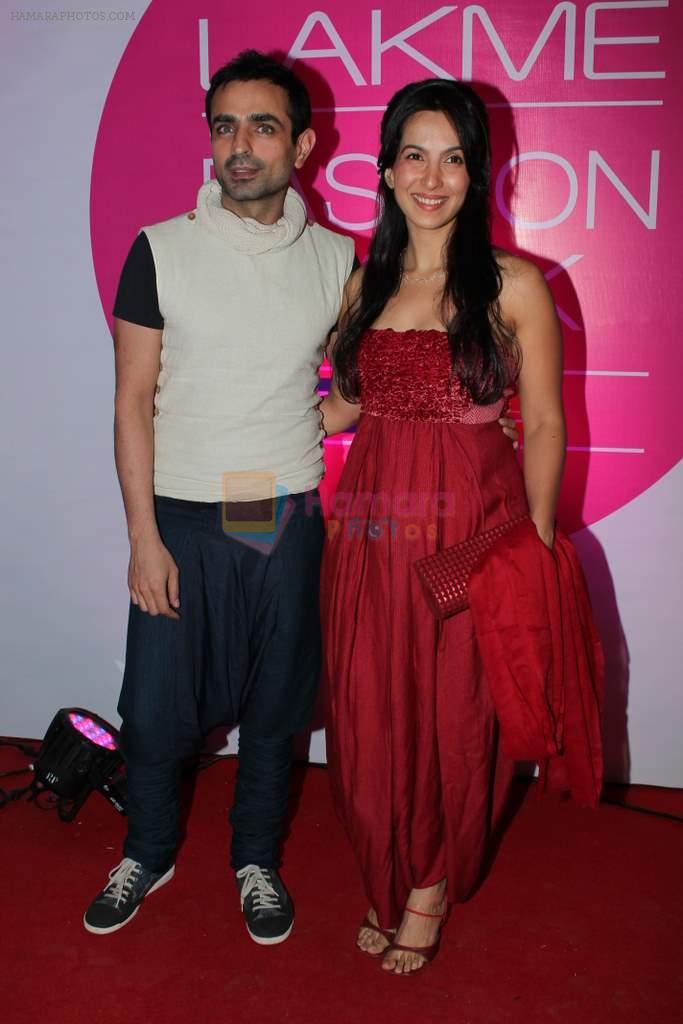 Shraddha Nigam, Mayank Anand at Lakme fashion week opening bash in Blue Frog on 1st March 2012