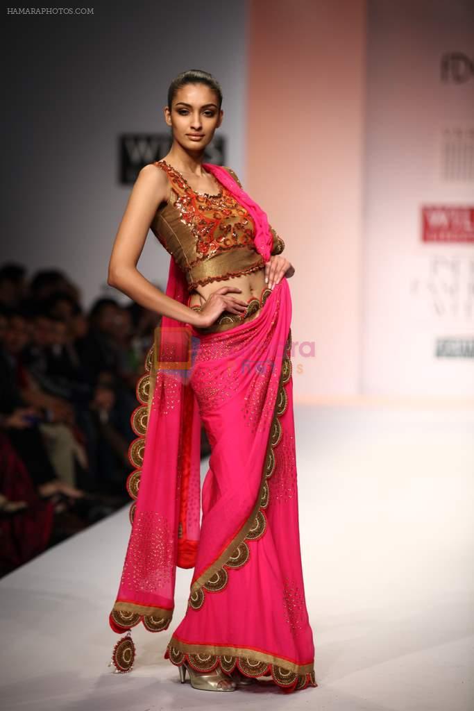 Model walks the ramp for Niharika, Ritu Pande at Wills Lifestyle India Fashion Week Autumn Winter 2012 Day 5 on 19th Feb 2012