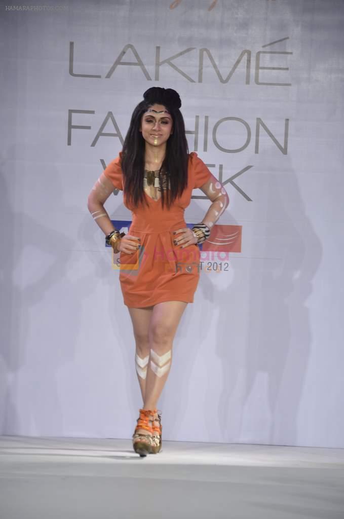 Zoa Morani walk the ramp for Veruschka by Payal Kothari Show at lakme fashion week 2012 Day 2 in Grand Hyatt, Mumbai on 3rd March 2012