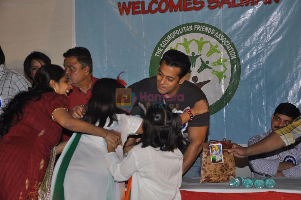 Salman Khan grace childrens NGO event in Andheri, Mumbai on 4th March 2012