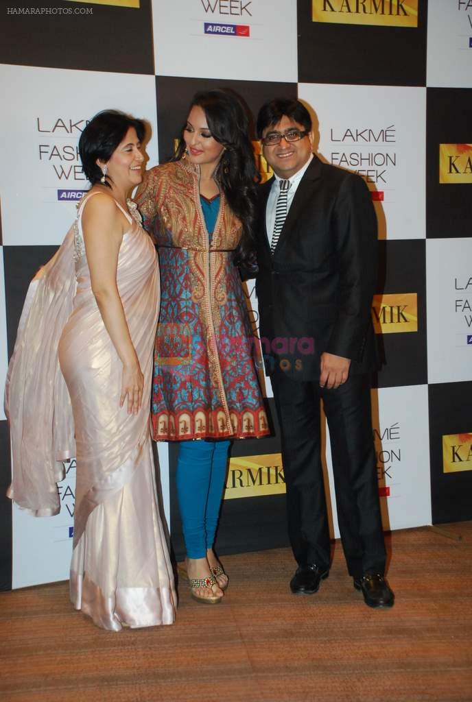 Sonakshi Sinha at Day 4 of lakme fashion week 2012 in Grand Hyatt, Mumbai on 5th March 2012