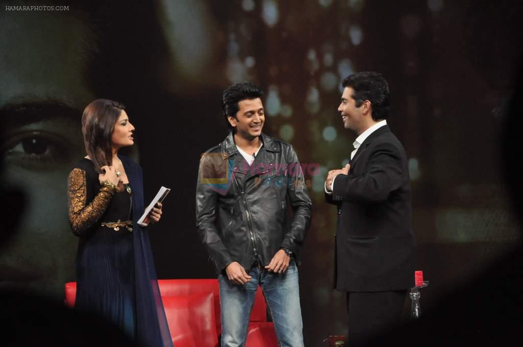 Ritesh Deshmukh, Karan Johar, Raveena Tandon on the sets of NDTV show with Raveena in Yashraj on 7th March 2012