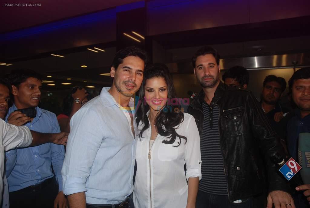 Sunny Leone, Dino Morea Arrives in Mumbai For Jism 2 Shoot in Mumbai Airport on 14th March 2012