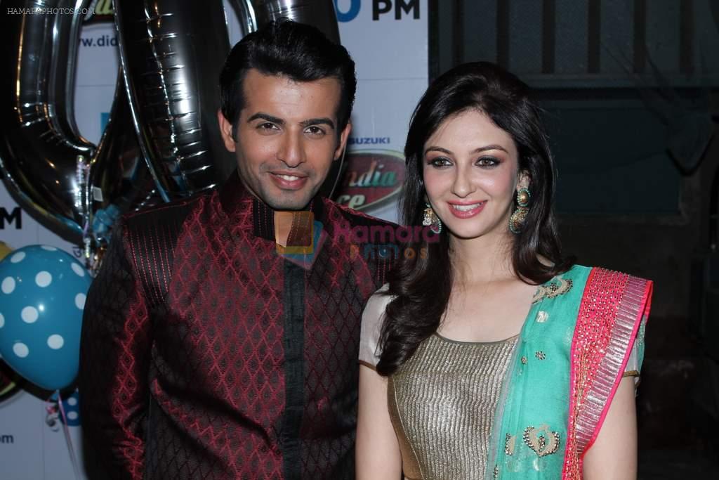 Saumya Tandon, Jay Bhanushali at Dance India Dance 100 episodes in Famous on 20th March 2012