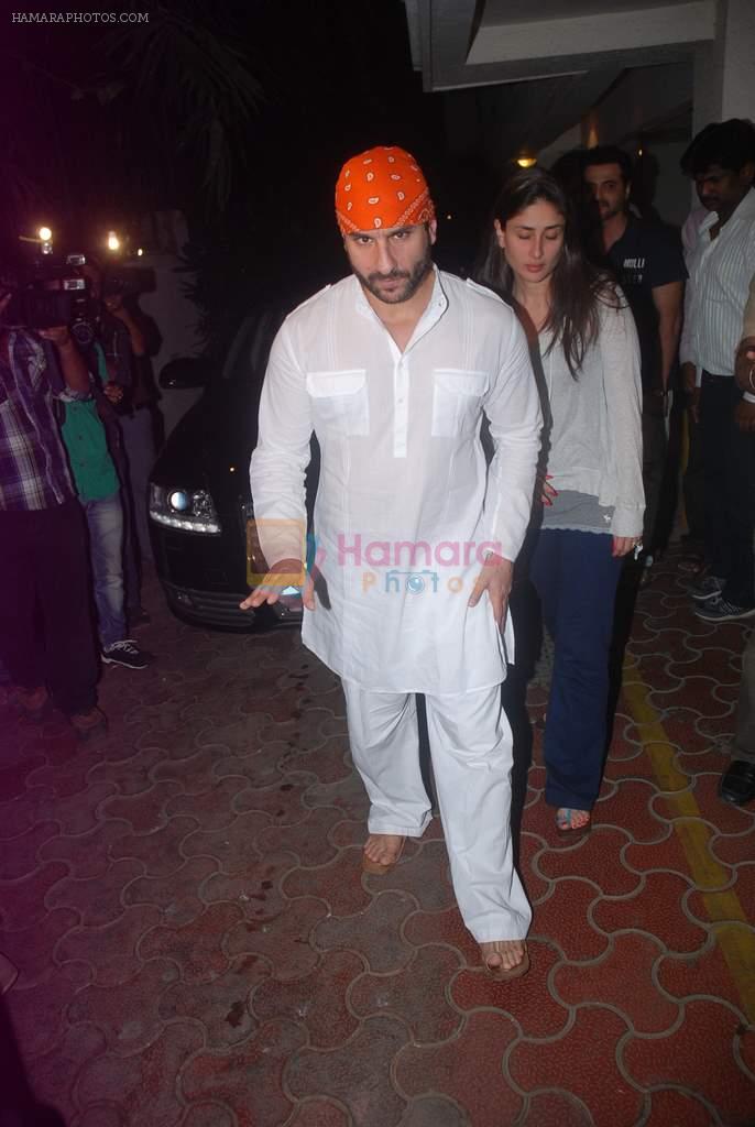 Saif ALi Khan pays tribute to Mona Kapoor in Mumbai on 25th March 2012