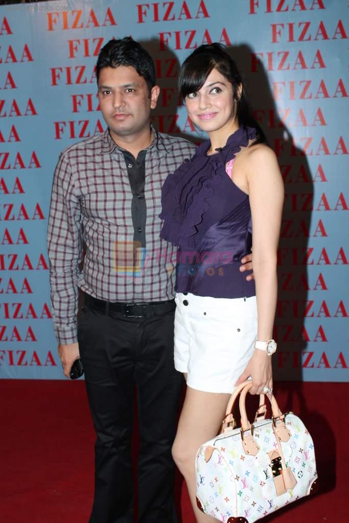 Divya Khosla Kumar at Zarine Khan's Fizaa store launch in Mumbai on 30th March 2012