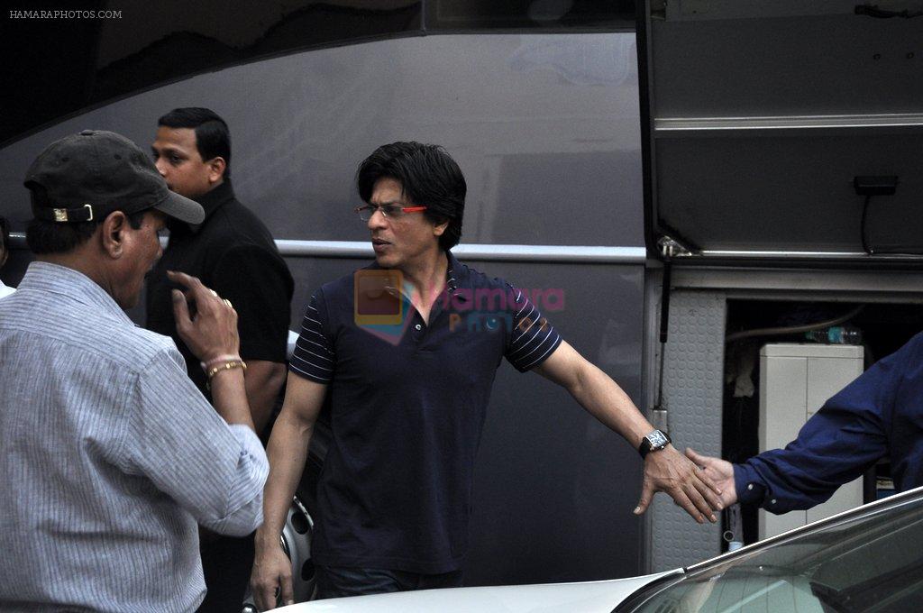 Shahrukh Khan snapped at Mehboob Studio on 30th March 2012