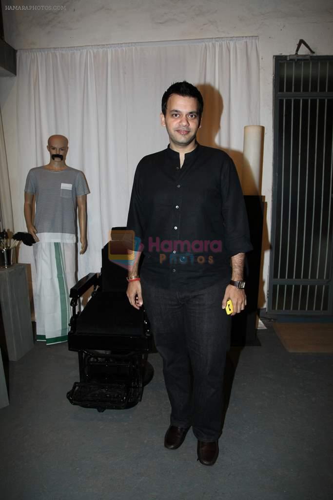 Nachiket Barve at Le Mill men's wear collection launch in Mumbai on 31st March 2012