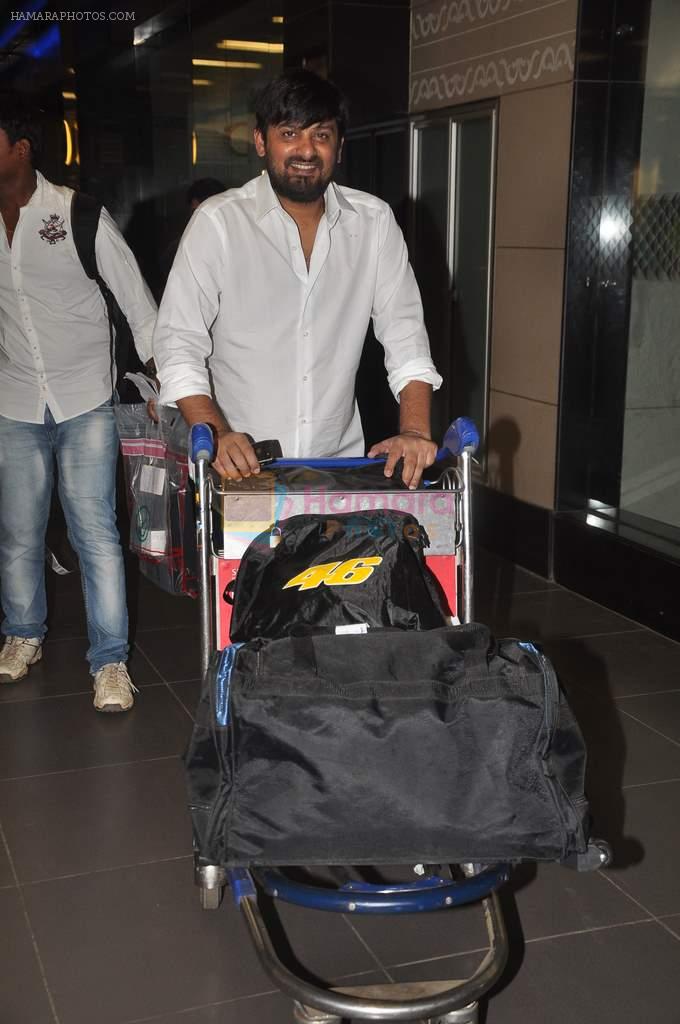 Wajid with Housefull 2 Stars snapped at Airport in Mumbai on 4th April 2012