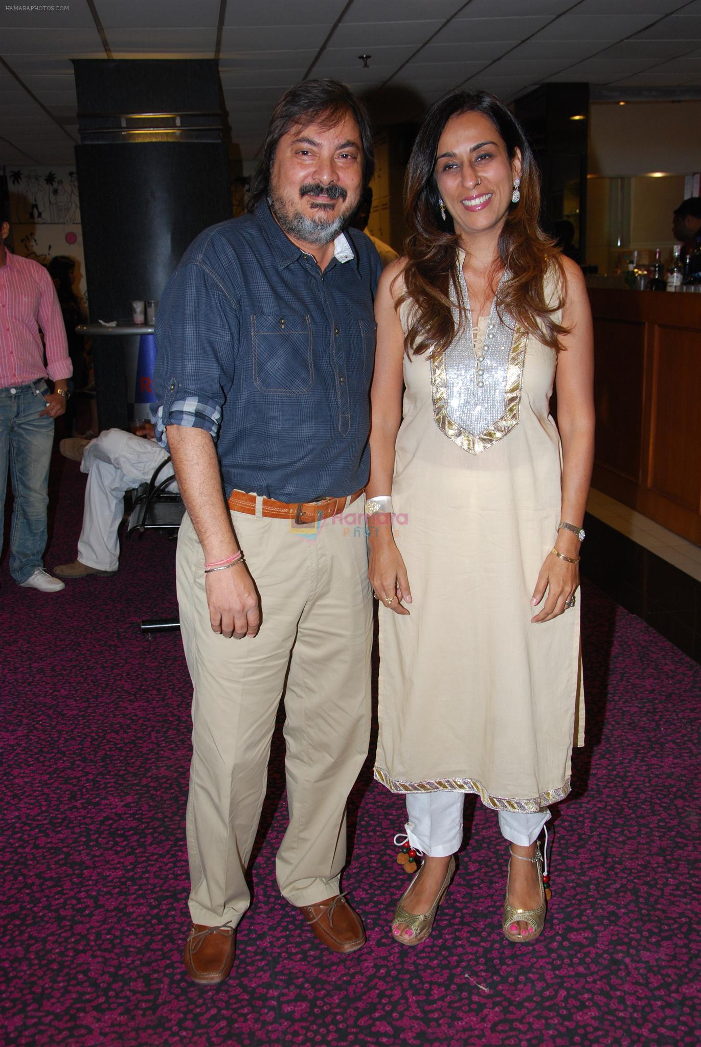 Tony with Deeya Singh at the Celebration of the Completion Party of 100 Episodes of PARVARISH kuch khatti kuch meethi in bowling alley on 7th April 2012