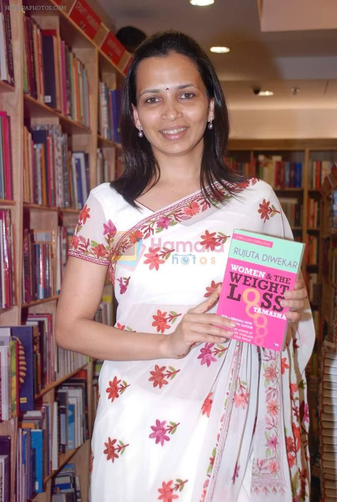 at the launch of book Women and the Weight Loss by Rujuta Diwekar on 9th April 2012
