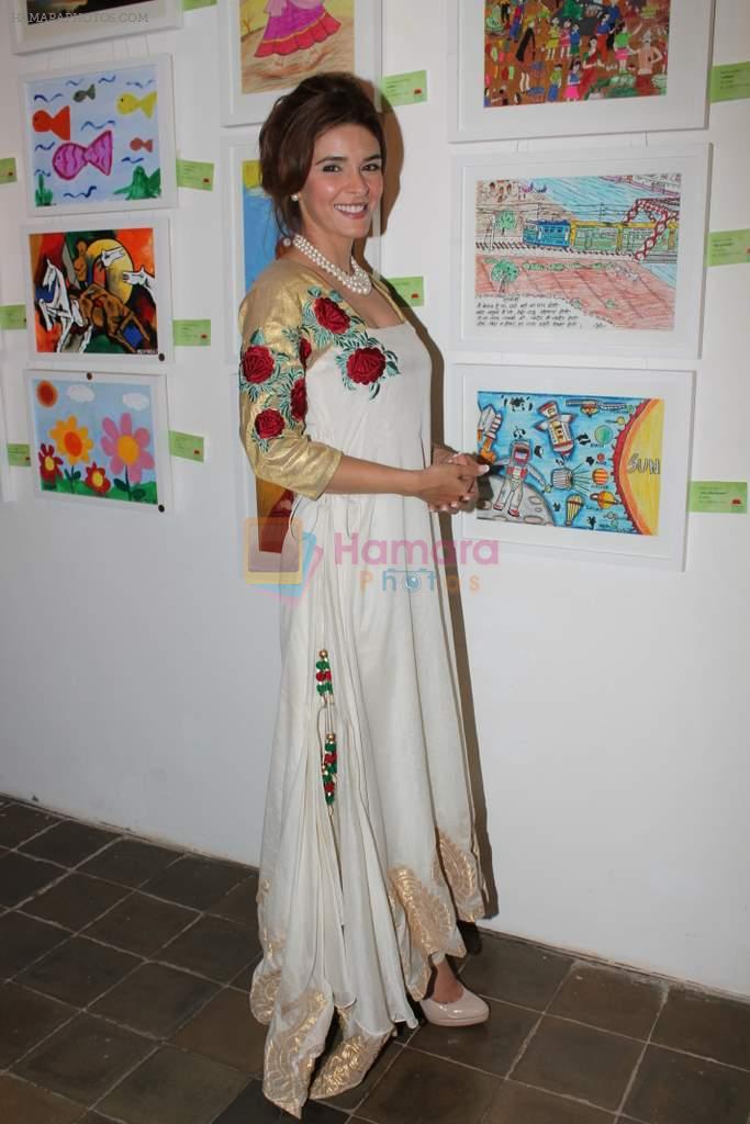 Raageshwari Loomba at Lotus art exhibition in Prince of Wales Museum on 10th April 2012