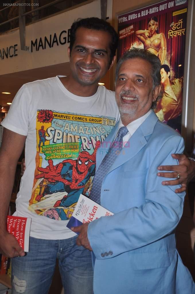 Siddharth Kannan at Jack Canfield book launch in Crossword, Mumbai on 11th April 2012