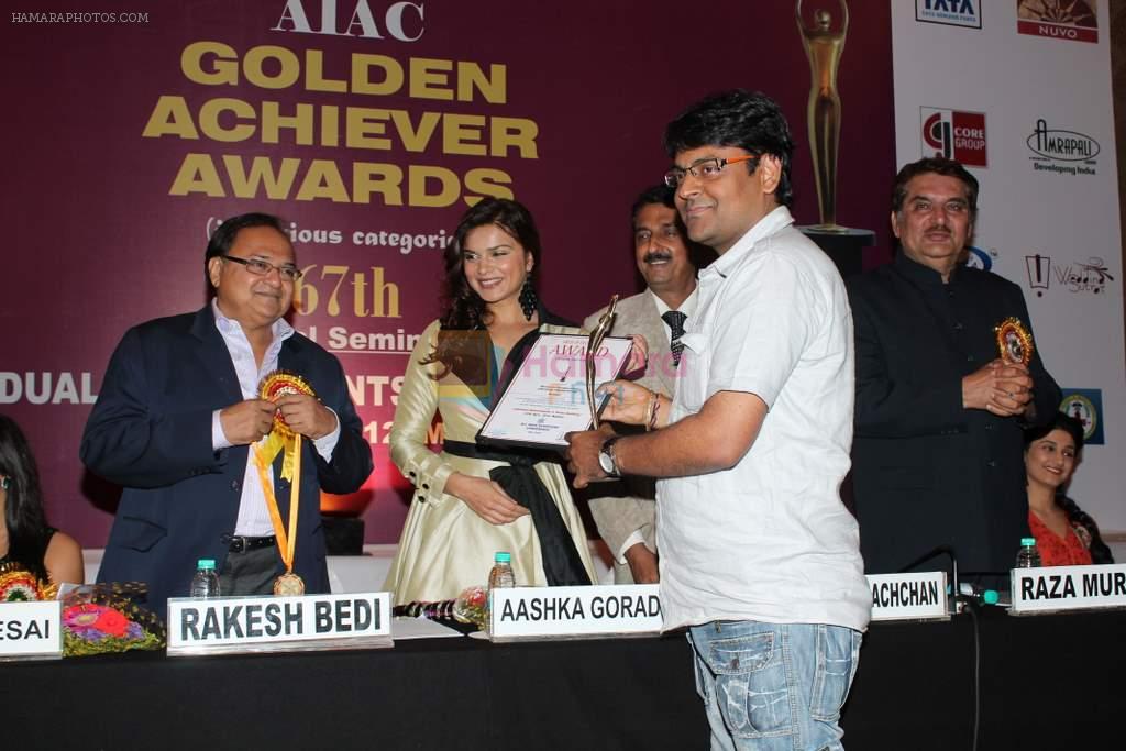 Aashka Goradia, Raza Murad at AIAC Golden Achievers Awards in The Club on 12th April 2012