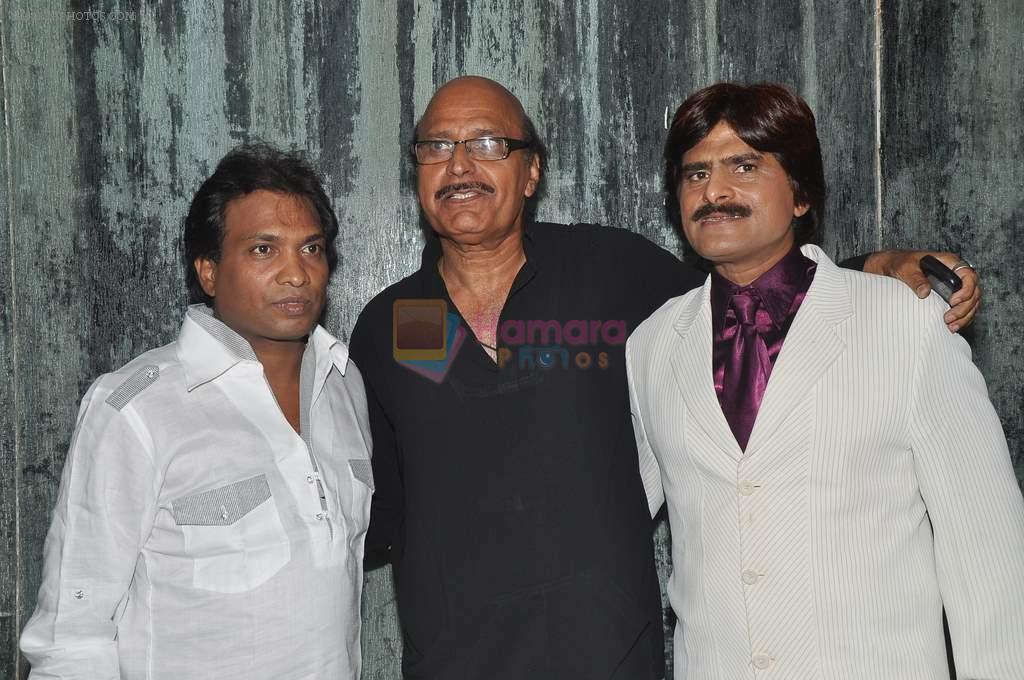 Sunil Pal at AIAC Golden Achievers Awards in The Club on 12th April 2012