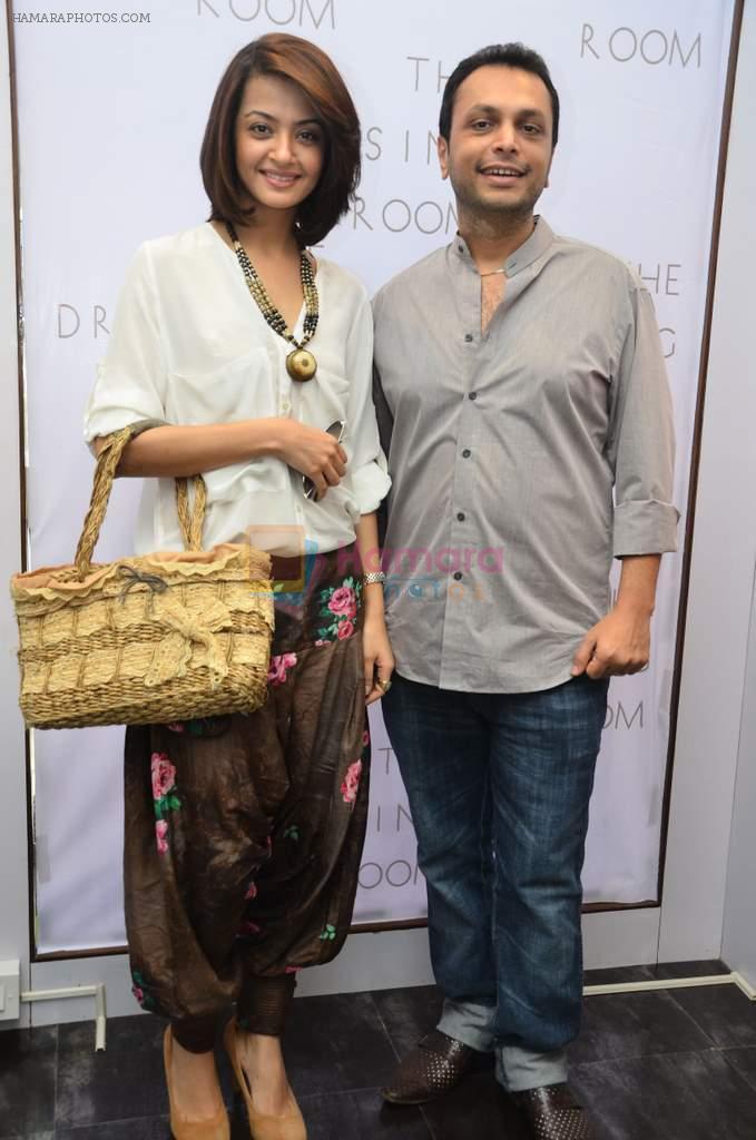Surveen Chawla at The Dressing Room store launch in Juhu, Mumbai on 12th April 2012