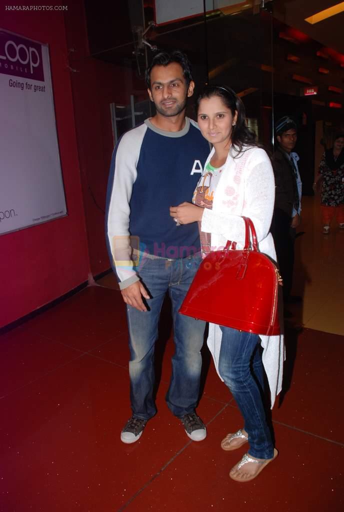 Sania Mirza snapped with Shoaib Malik in Mumbai on 15th April 2012