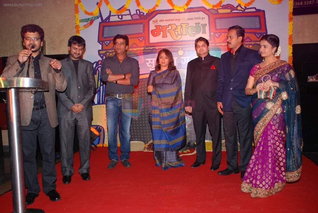 Revathi, Ravi Kishan, Amruta Subhash, Girish Kulkarni at Marathi film Masala premiere in Mumbai on 19th April 2012