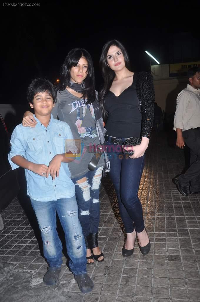 Zarine Khan at Vicky Donor special screening hosted by John in PVR, Juhu, Mumbai on 19th April 2012