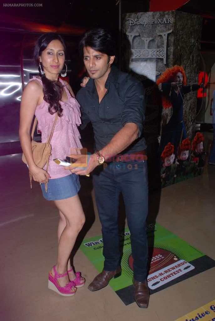 Teejay Sidhu, Karnvir Bohra at Tezz film premiere in Mumbai on 26th April 2012