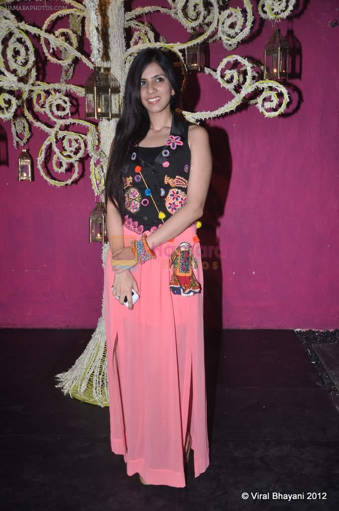 nishka lulla at Mozez Singh collection launch in Good Earth on 28th April 2012