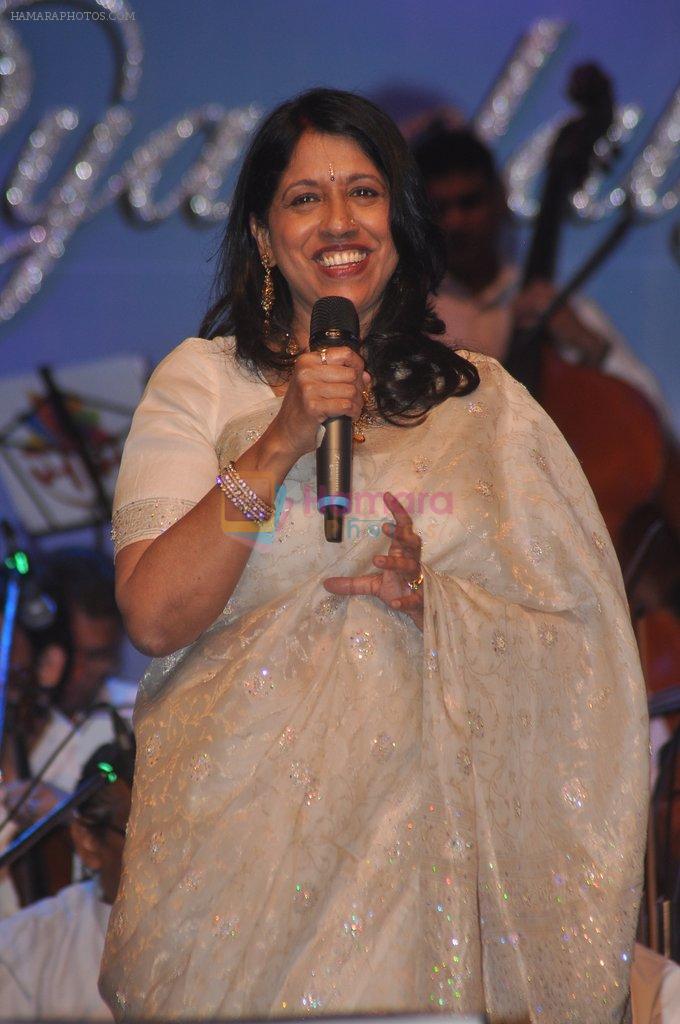 Kavita Krishnamurthy at Laxmikant Pyarelal nite in Mum on 27th April 2012