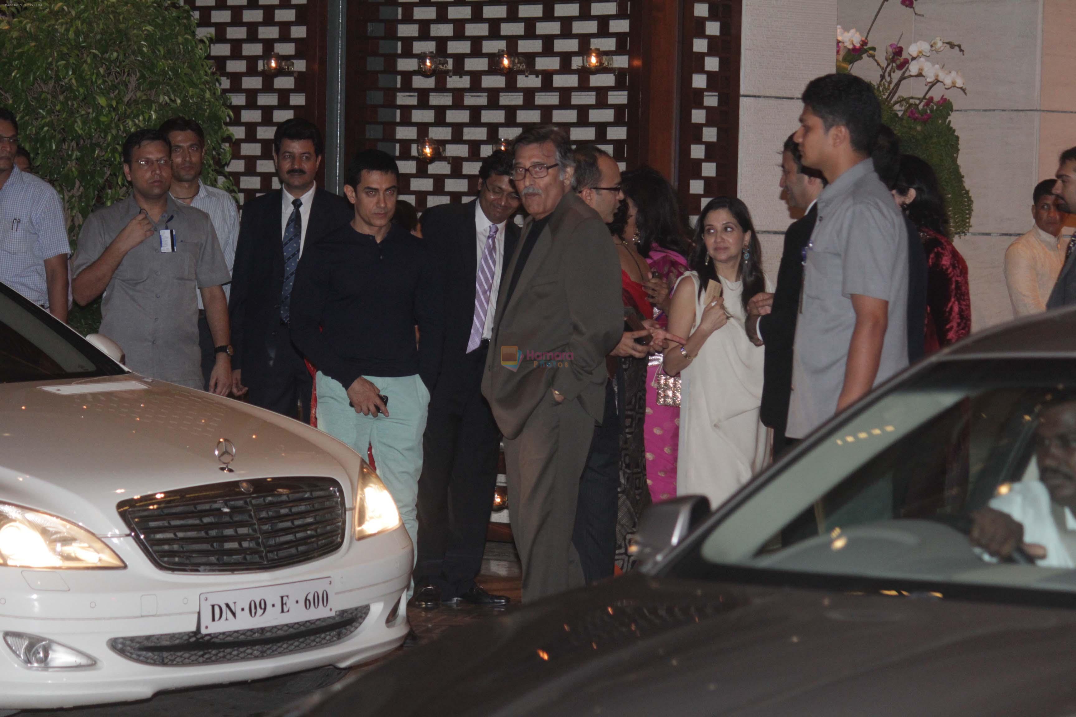 Aamir Khan at Mukesh Ambani hosted gala dinner for Mr. Ban Ki-moon, United Nations Secretary General at his residence Antilia, Peddar road on 28th April 2012