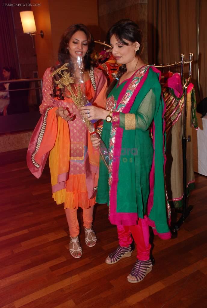 Deepshikha at Anita More fashion event in Grand Hyatt, Mumbai on 11th May 2012