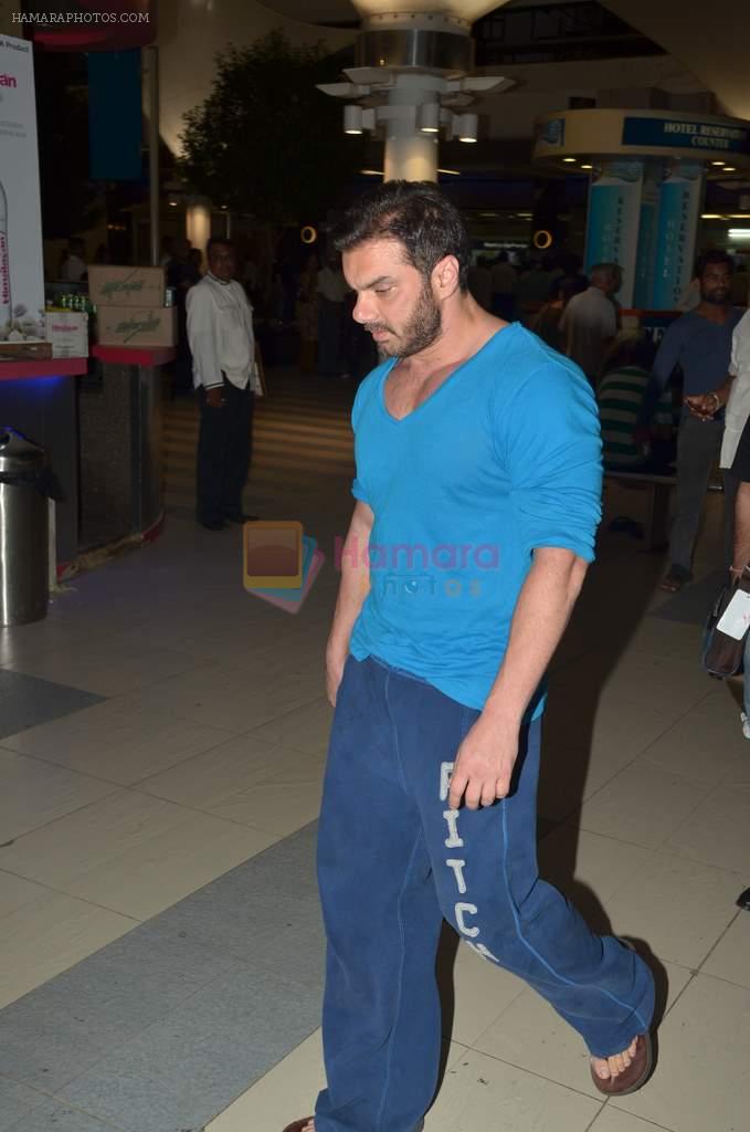 Sohail Khan snapped after she is back attending Madonna's concert in Abu Dhabi on 3rd June 2012