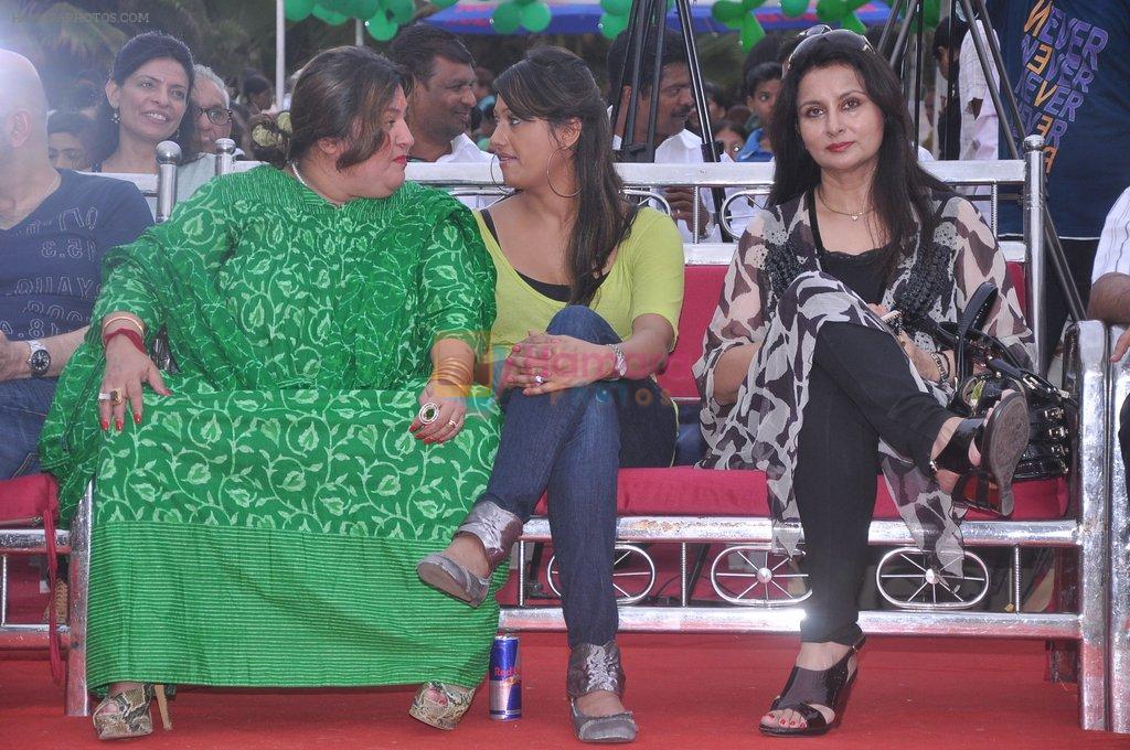 Brinda Parekh, Dolly Bindra, poonam Dhillon at world environment day celebrations in Mumbai on 5th June 2012