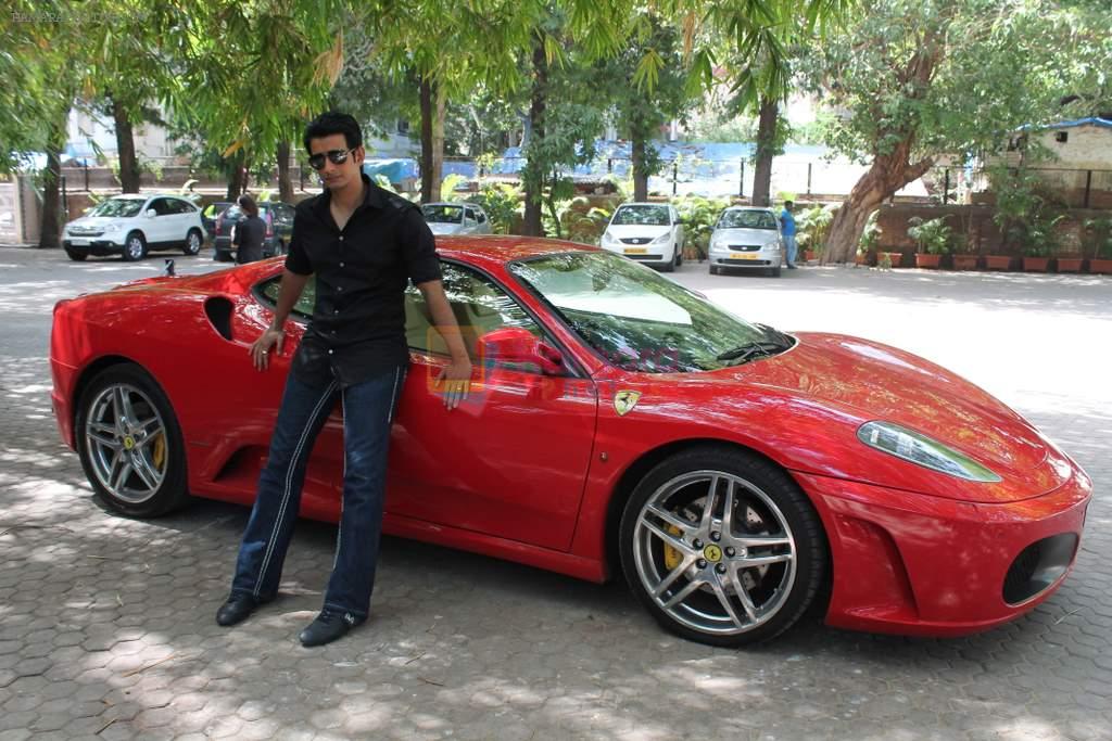Sharman Joshi promotes Ferrari Ki Sawari in Mumbai on 8th June 2012
