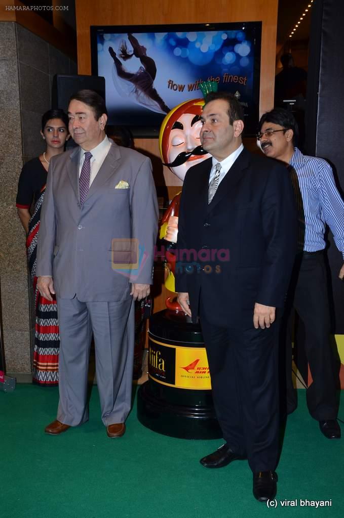 Randhir Kapoor, Rajiv Kapoor at the IIFA Rocks Red Carpet on 8th June 2012