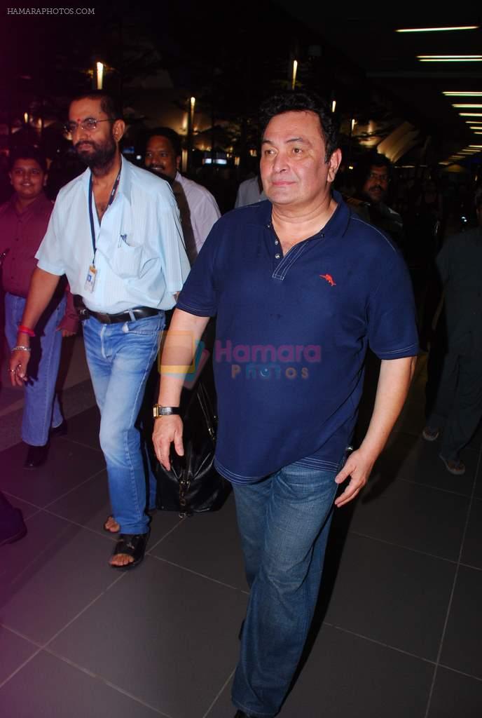 Rishi Kapoor return from Singapore after attending IIFA Awards in Mumbai on 11th June 2012