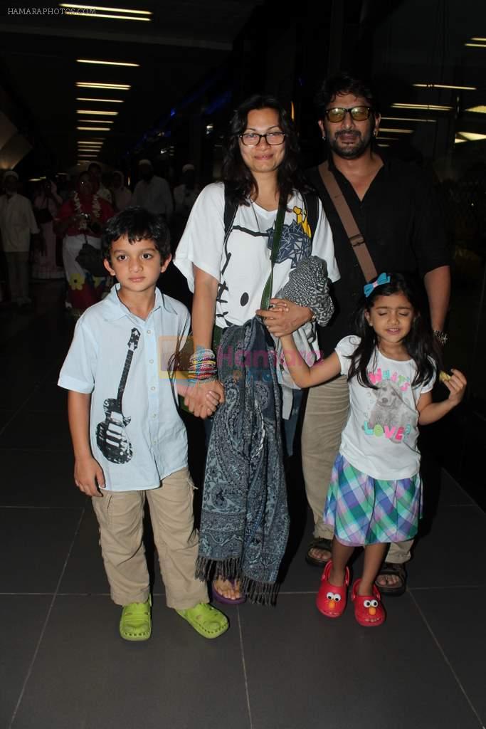 Arshad Warsi return from Singapore after attending IIFA Awards in Mumbai on 11th June 2012