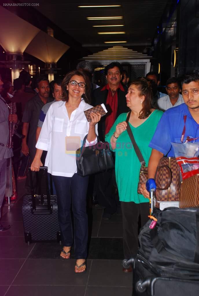 Neetu Singh return from Singapore after attending IIFA Awards in Mumbai on 11th June 2012
