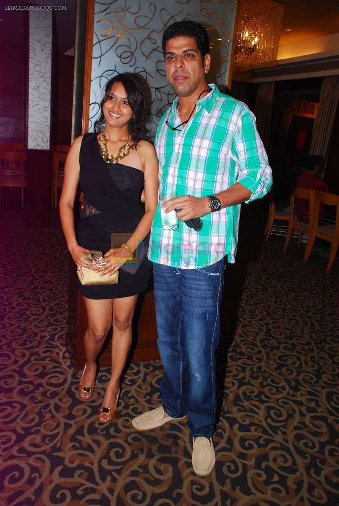Pooja Welling, Murli Sharma at the First look launch of Jeena Hai Toh Thok Daal on 11th June 2012