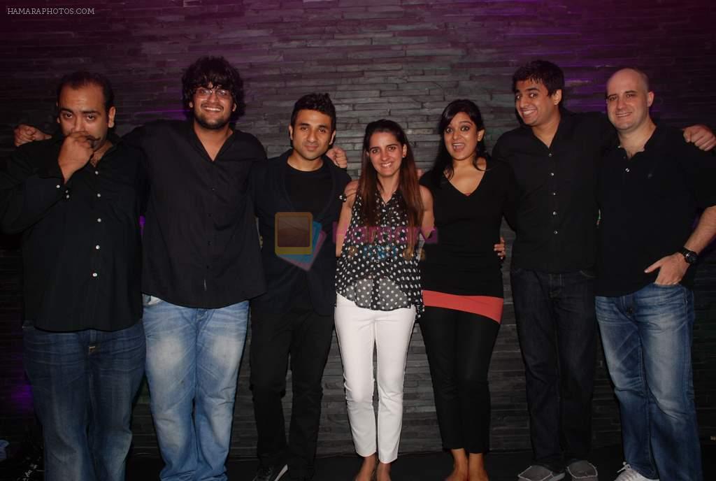 Vir Das and Shruti Seth introduce stand up comedy in the suburbs at Apicus in Andheri, Mumbai on 14th June 2012