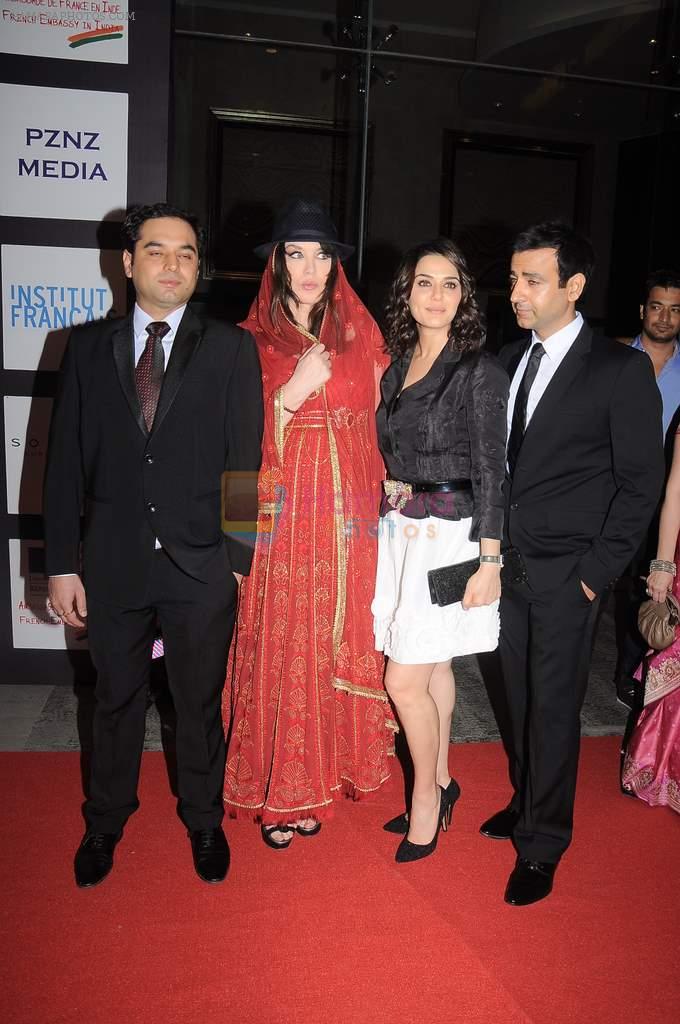 Prem R Soni, Isabelle Adjani, Preity Zinta, Gaurav Chanana at the launch of Ishq in Paris film in Trident, Mumbai on 19th June 2012