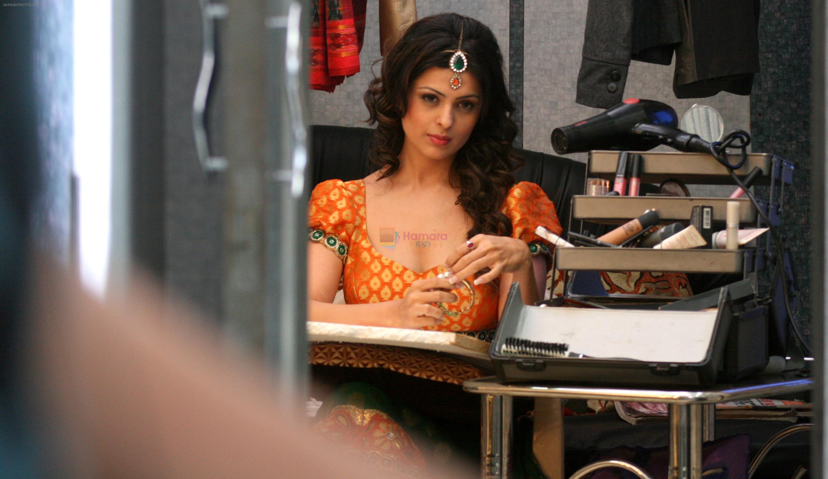 Anjana Sukhani in the still from movie Maximum