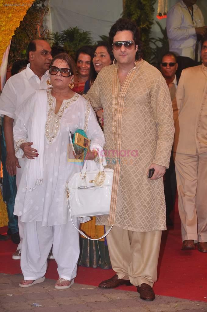 Fardeen Khan at Esha Deol's wedding in Iskcon Temple on 29th June 2012
