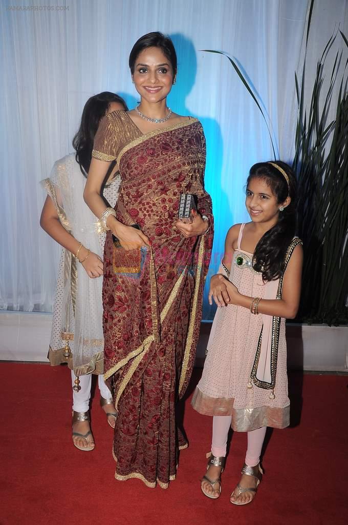 Madhoo Shah at Esha Deol's wedding reception in five-star hotel,Mumbai on 30th June 2012