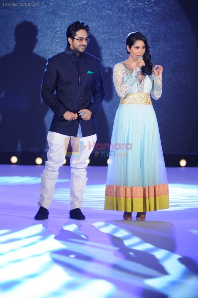 Sophie Chaudhary at Pidilite presents Manish Malhotra, Shaina NC show for CPAA in Mumbai on 1st July 2012